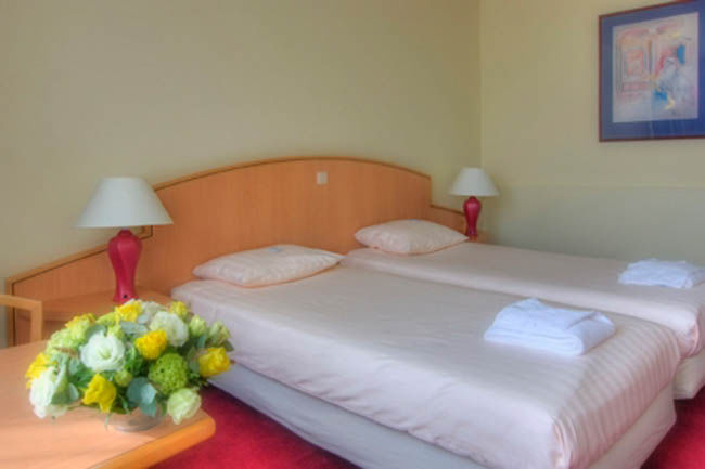Tulip Inn Maastricht Aachen Airport Εξωτερικό φωτογραφία